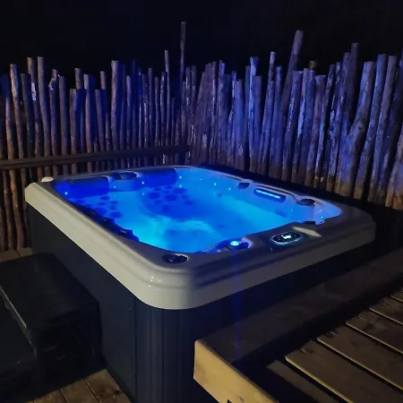 בית נופש Au Grimp'han - Private Jacuzzi הן - סור - לסה