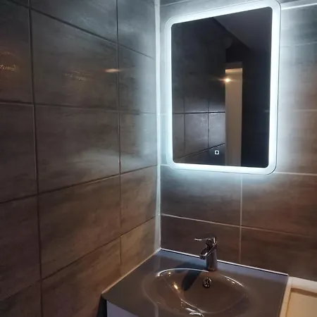 Au Grimp'han * 莱斯河畔的汉恩