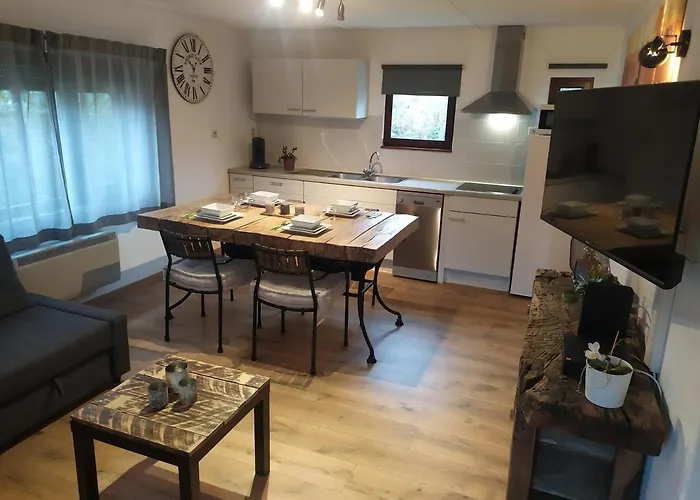 Holiday home Au Grimp'han Han-sur-Lesse